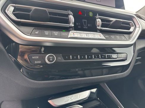 Used 2023 BMW X3 xDrive30i image 29