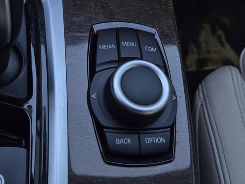 Used 2019 BMW X3 xDrive30i w/ Driving Assistance Package image 19