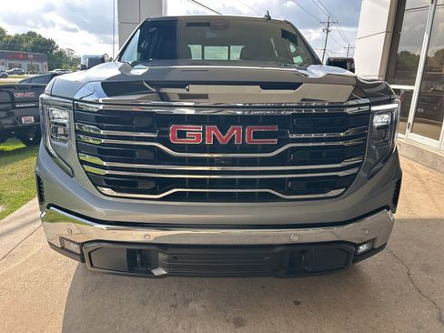 Used 2024 GMC Sierra 1500 SLT w/ SLT Premium Plus Package AWD/4WD image 3