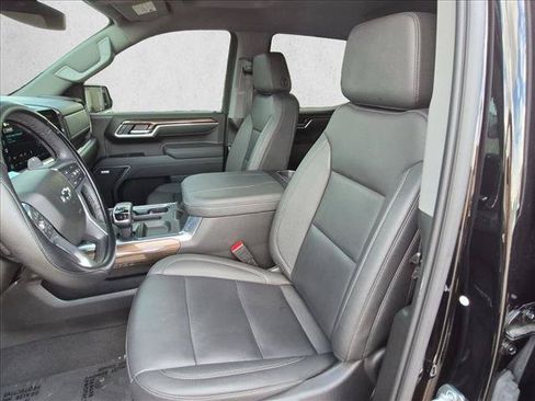 Used 2025 Chevrolet Silverado 1500 RST w/ Convenience Package II AWD/4WD image 16