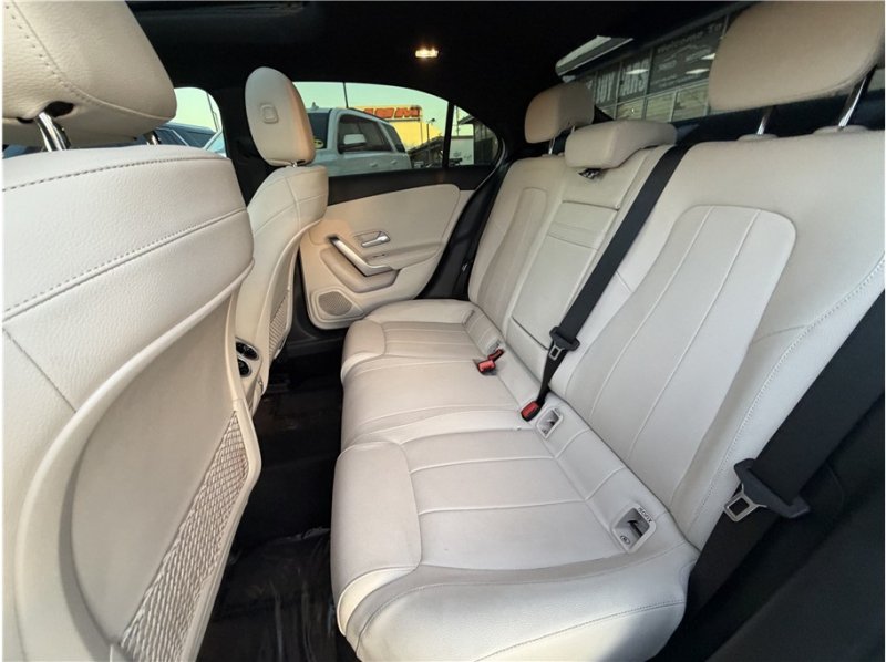 Used 2021 Mercedes-Benz A 220 image 23