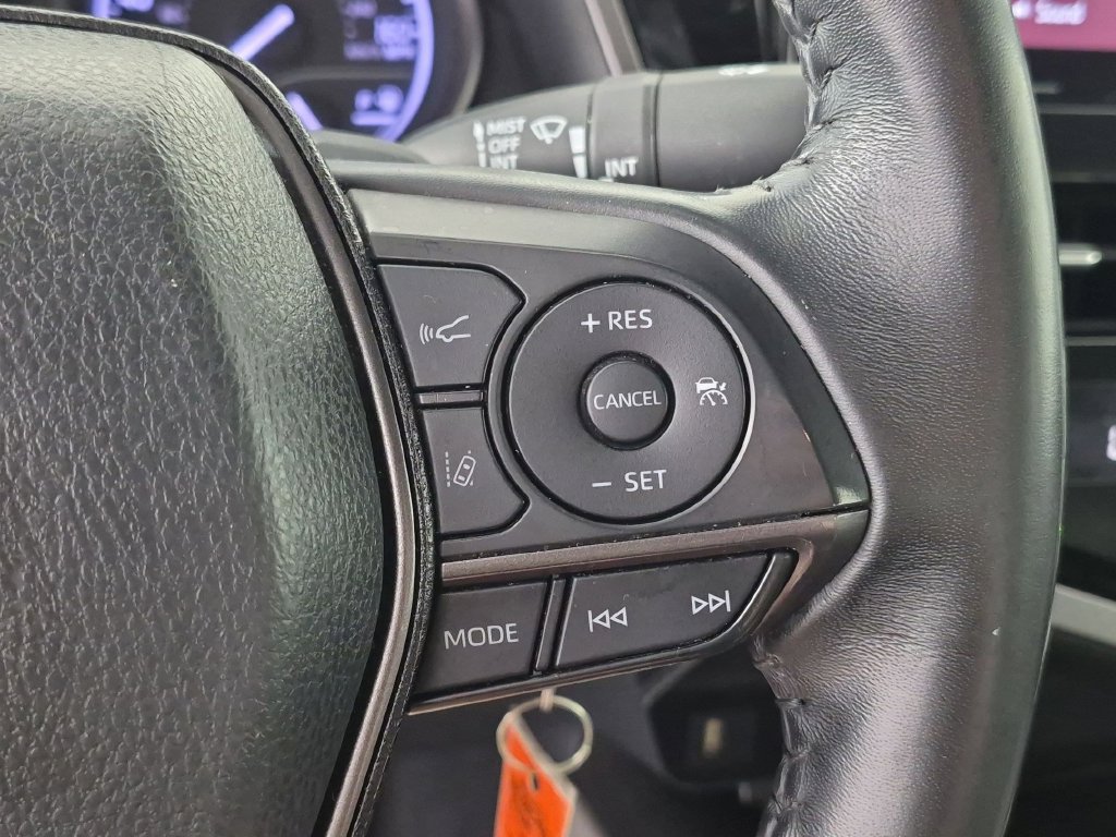 Used 2024 Toyota Camry SE FWD image 19