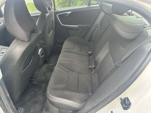Used 2012 Volvo S60 T5 FWD image 11
