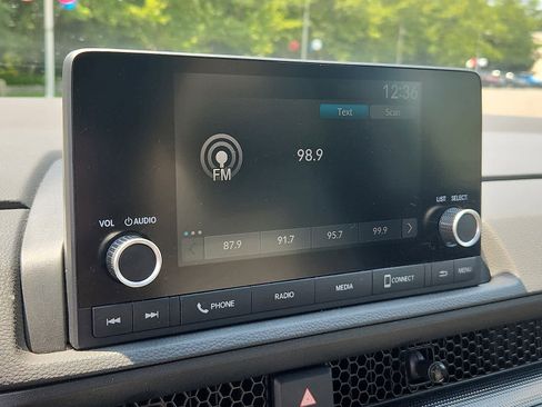 Used 2024 Honda CR-V EX image 19