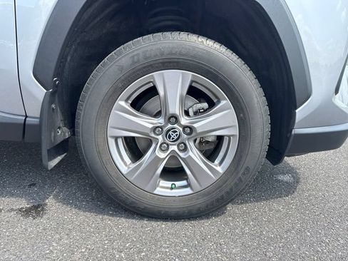 Certified 2023 Toyota RAV4 XLE w/ Convenience Package AWD/4WD image 11