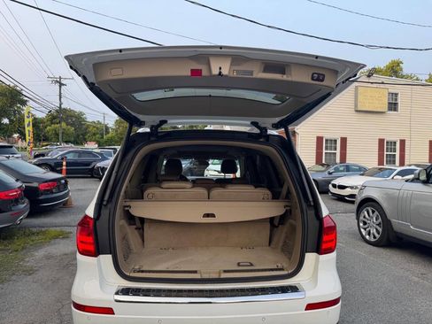 Used 2015 Mercedes-Benz GL 450 4MATIC image 12