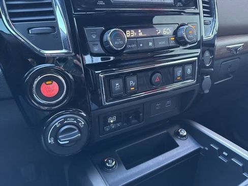 Used 2021 Nissan Titan Platinum Reserve w/ Moonroof Package image 26