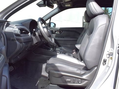 Used 2025 Subaru Forester Limited AWD/4WD image 10
