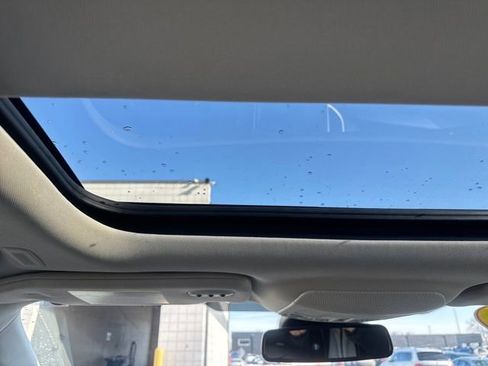 Used 2024 Ford Edge SEL w/ Convenience Package image 22