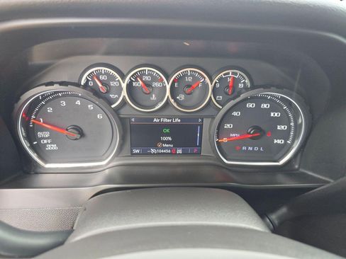 Used 2021 Chevrolet Silverado 1500 RST image 25