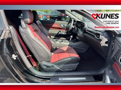 Used 2024 Ford Mustang GT Premium w/ GT Performance Package RWD image 17
