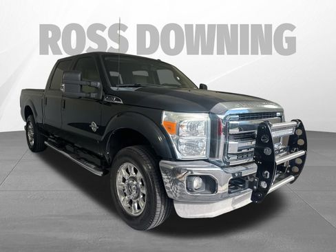 Used 2012 Ford F250 Lariat w/ Lariat Interior Pkg AWD/4WD image 3