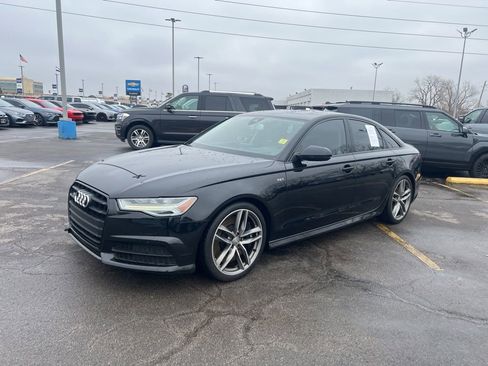 Used 2016 Audi S6 Prestige w/ Prestige Package image 2