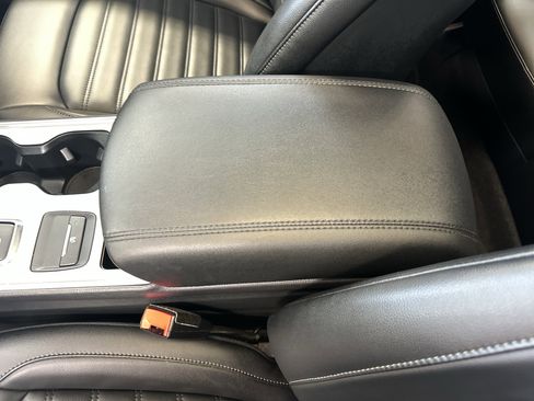 Used 2023 Ford Edge SEL w/ Convenience Package image 31