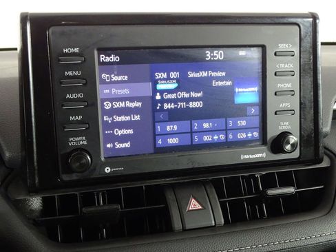 Used 2022 Toyota RAV4 LE image 31