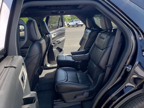 Used 2021 Ford Explorer ST w/ Equipment Group 401A AWD/4WD image 32