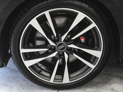 Used 2024 Audi S5 Premium w/ Convenience Package image 7