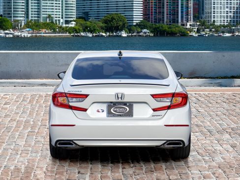 Used 2022 Honda Accord Sport image 6