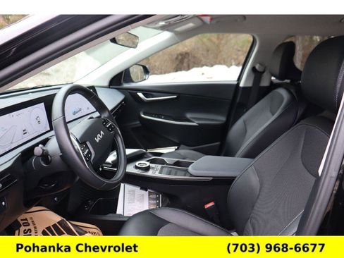 Used 2024 Kia EV6 Light image 21