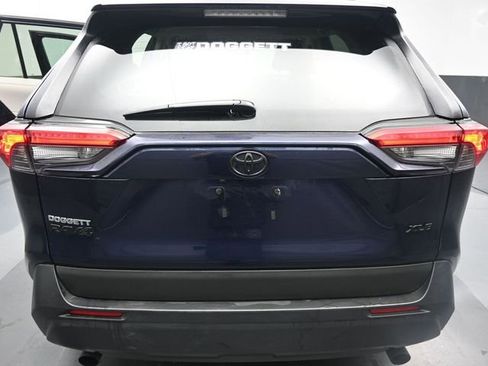 Used 2024 Toyota RAV4 XLE Premium image 12
