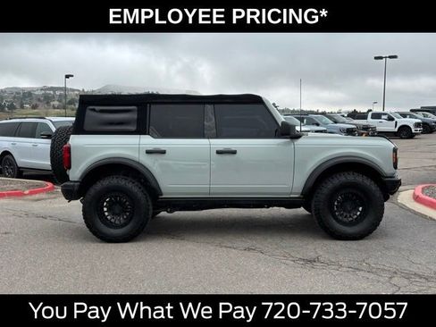 Certified 2021 Ford Bronco Black Diamond w/ Sasquatch Package AWD/4WD image 7