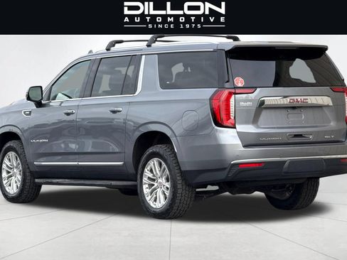 Used 2022 GMC Yukon XL SLT w/ SLT Premium Package AWD/4WD image 6