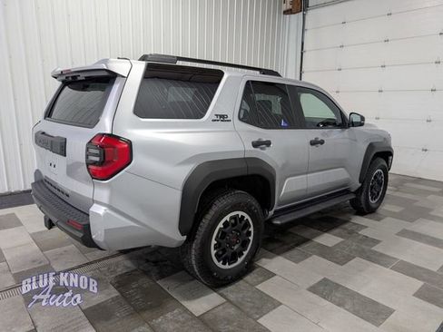 Used 2025 Toyota 4Runner TRD Off-Road AWD/4WD image 4