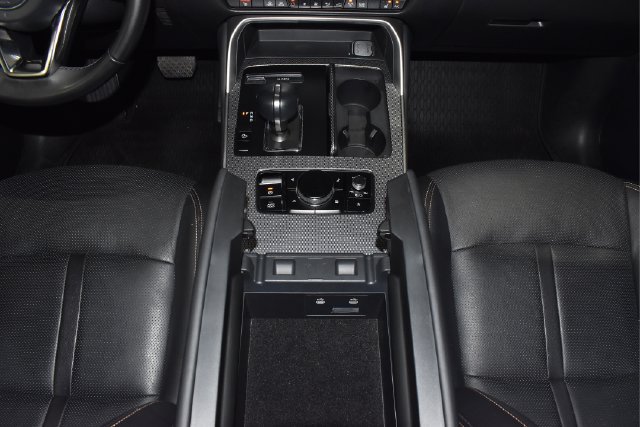 Used 2025 MAZDA CX-90 3.3 Turbo w/ Preferred Package AWD/4WD image 28
