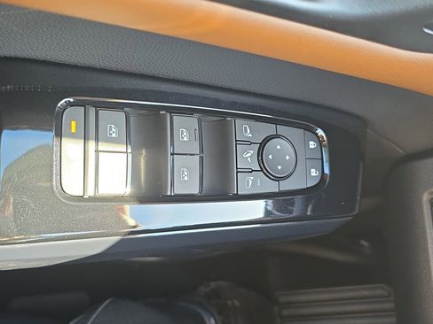 New 2026 Nissan Pathfinder Platinum w/ Cargo Package FWD image 27