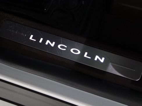 Used 2024 Lincoln Aviator Black Label AWD/4WD image 22