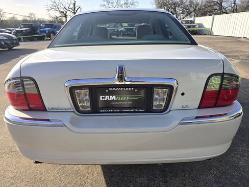 Used 2004 Lincoln LS RWD image 10