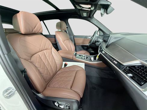 New 2026 BMW X5 xDrive40i AWD/4WD image 30