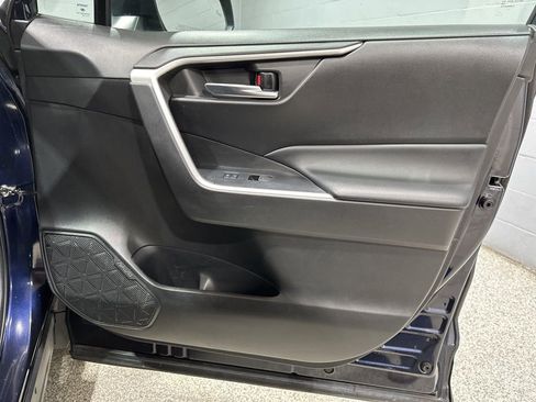 Certified 2022 Toyota RAV4 XLE image 18