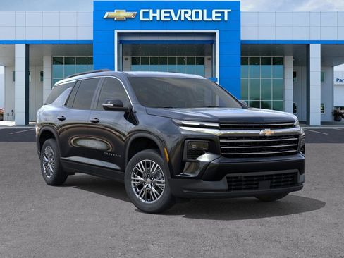 New 2026 Chevrolet Traverse LT w/ Driver Confidence Package FWD image 7