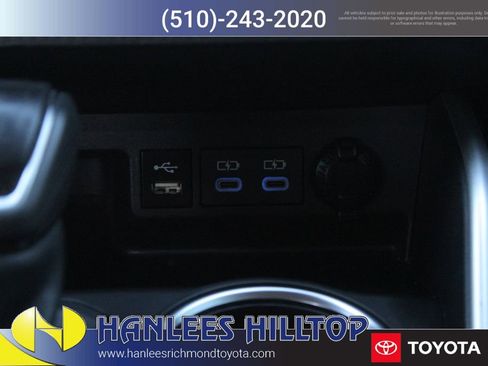 Certified 2022 Toyota Highlander XLE image 26