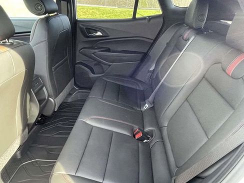 New 2026 Chevrolet Trax RS w/ Sunroof Package FWD image 12