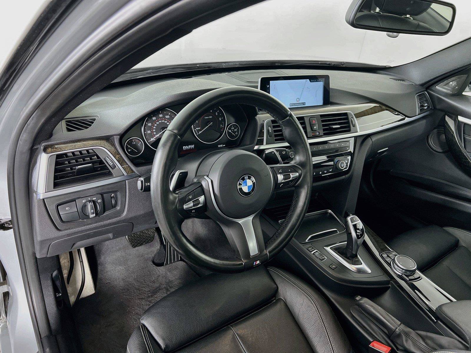Used 2017 BMW 340i xDrive Sedan AWD/4WD image 10