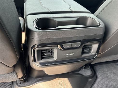 Certified 2024 GMC Sierra 2500 AT4 w/ Technology Package AWD/4WD image 21