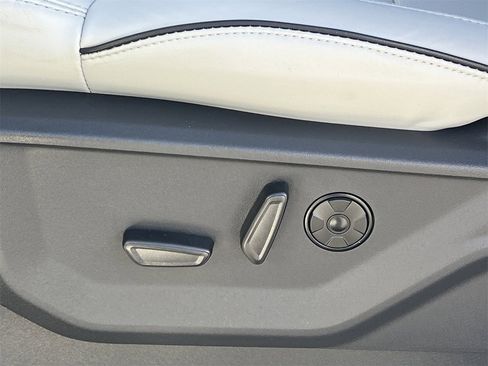 New 2025 Ford Expedition Platinum w/ Platinum Ultimate Package image 19