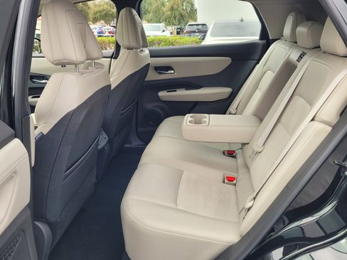 Used 2023 Nissan Ariya FWD image 11