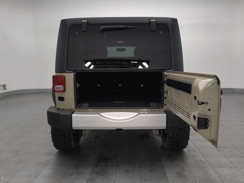 Used 2017 Jeep Wrangler Unlimited Sahara w/ Dual Top Group image 29