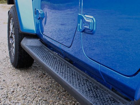 New 2026 Jeep Wrangler Unlimited Sahara image 11