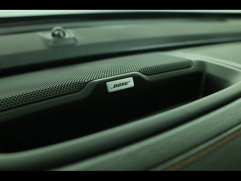 Used 2021 GMC Canyon AT4 image 30