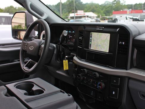 Used 2025 Ford F250 XL w/ FX4 Off-Road Package AWD/4WD image 37