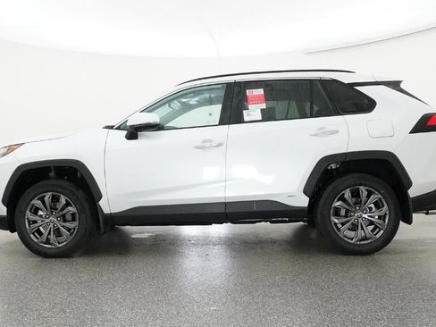 New 2025 Toyota RAV4 Limited image 19