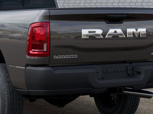 New 2026 RAM 3500 Laramie AWD/4WD image 14