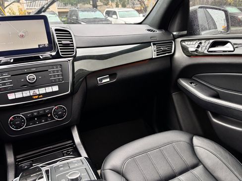 Used 2019 Mercedes-Benz GLS 450 4MATIC image 17