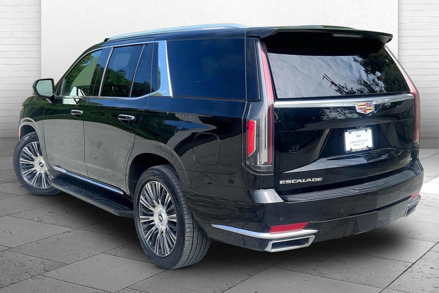Used 2021 Cadillac Escalade Premium Luxury w/ Driver Assist Tech Package AWD/4WD image 11