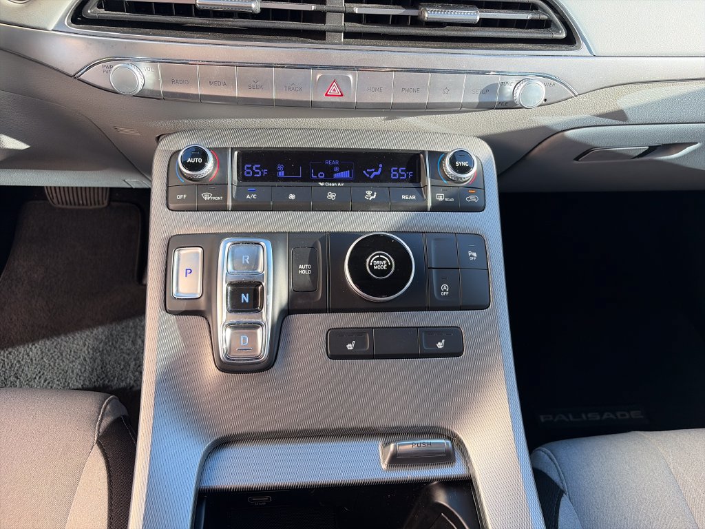 Used 2020 Hyundai Palisade SEL FWD image 29
