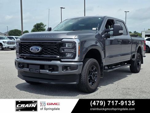 Used 2025 Ford F250 XL w/ STX Appearance Package AWD/4WD image 3